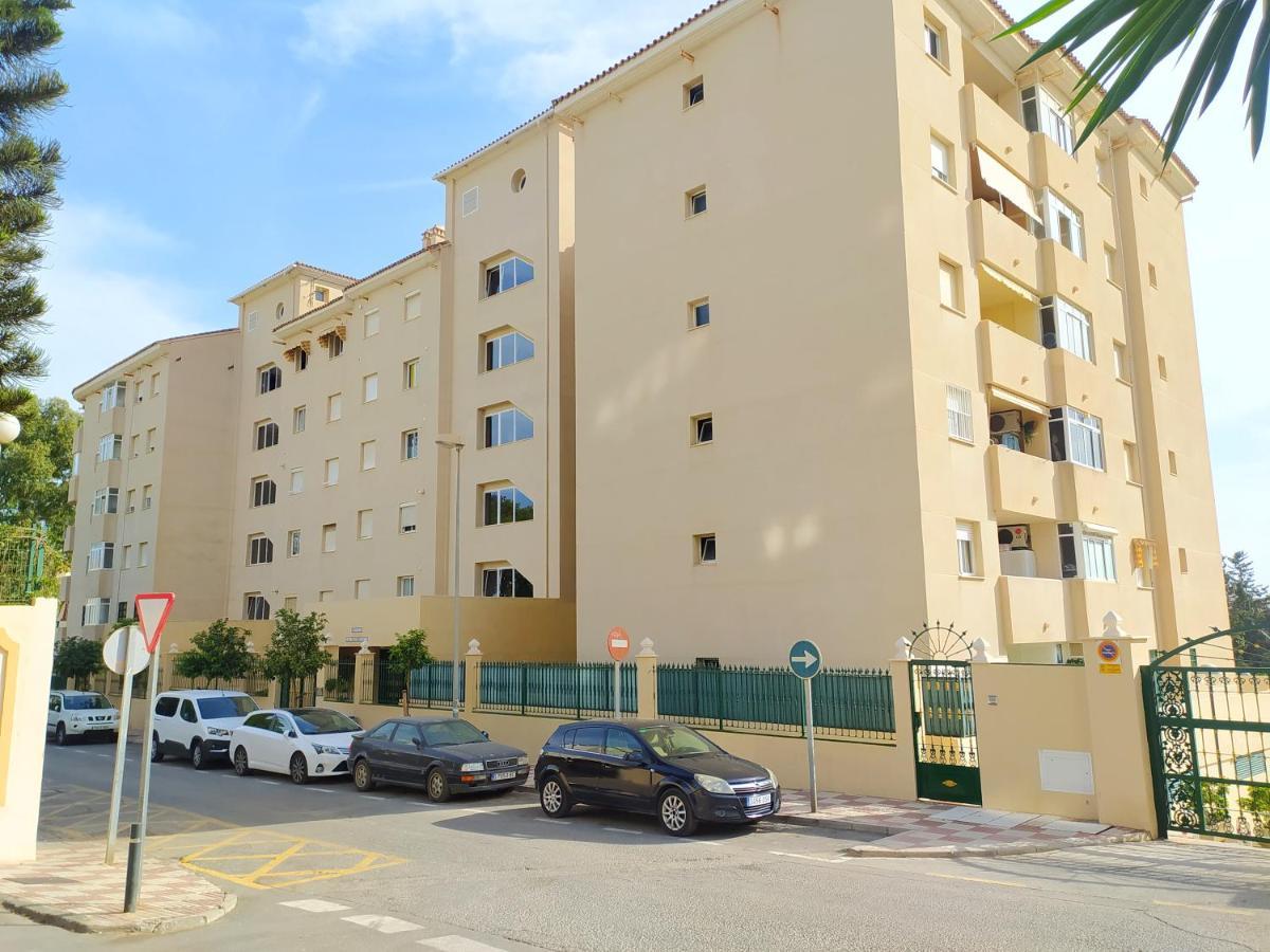 Inmogest - Apartamento Mar Golondrinas - Parking Free Benalmádena Dış mekan fotoğraf